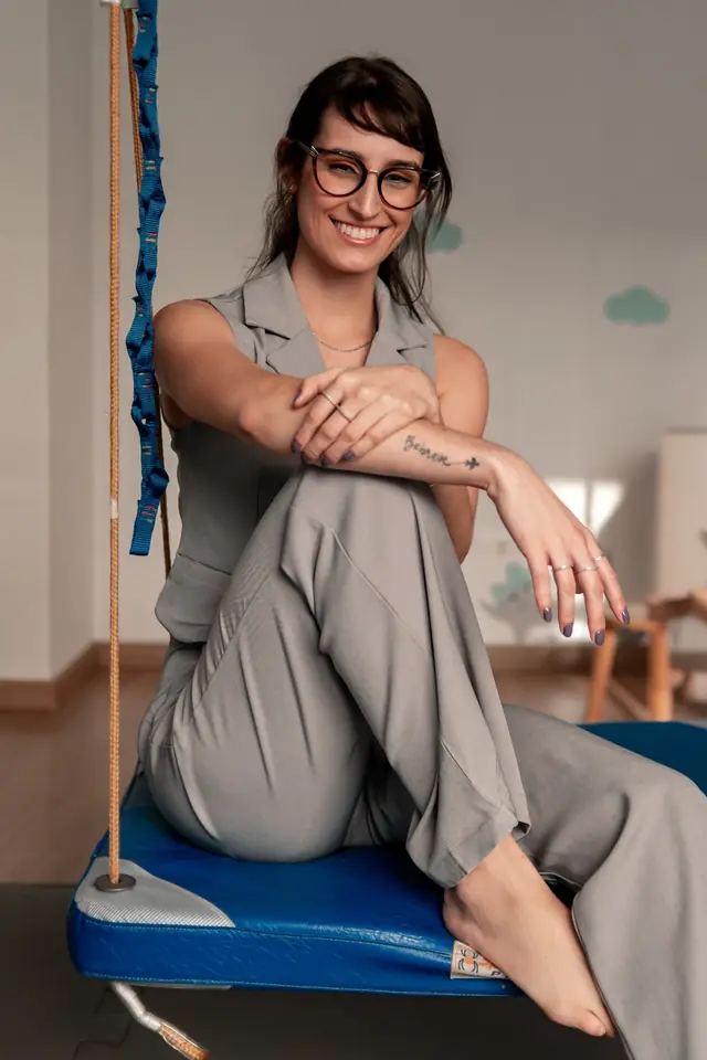 Amanda Silvério Parro em ambiente clínico